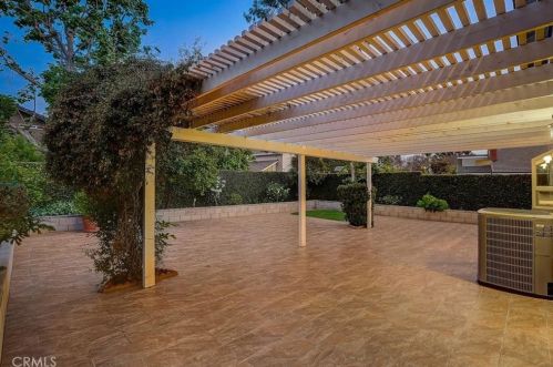 12 Christamon, Irvine CA 92620-1829 exterior