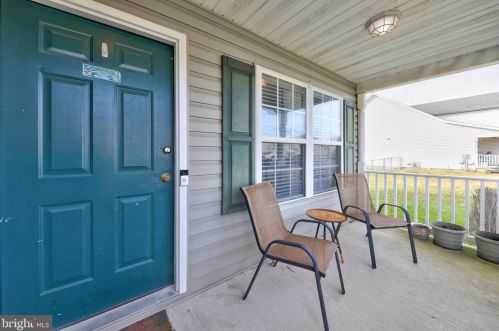 174 Holmes St, Dover DE  19901-8406 exterior