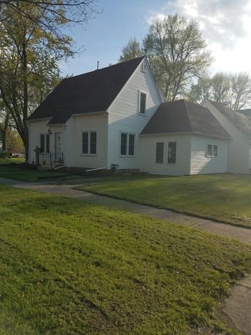 408 9th St, Piper, IA 50579-1223