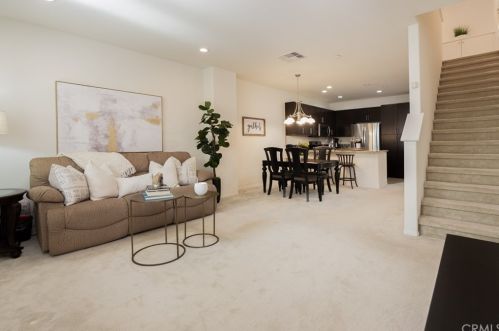 12836 Palm St, Garden Grove, CA 92840-6429