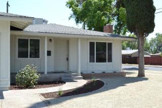 2904 Richert Ave, Fresno, CA 93726-3314