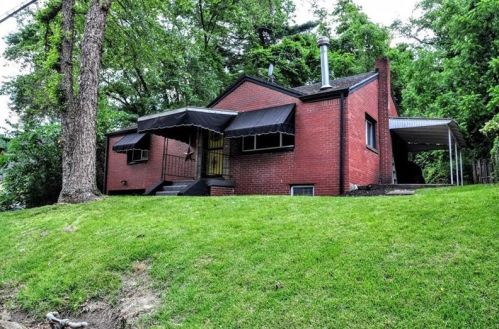 6033 Poketa Rd, Verona PA  15147-3205 exterior