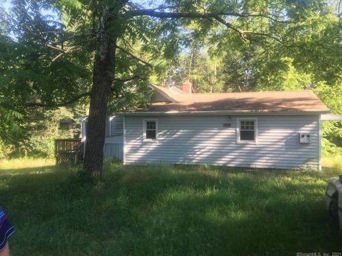 249 Pendleton Hill Rd, Norwich, CT 06384-1922