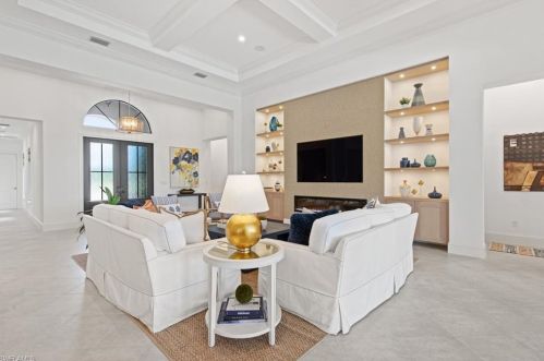 28858 Blaisdell Dr, Naples FL  34119-0906 exterior