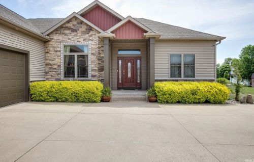10200 Odell Ct, Granger, IN 46530-4607