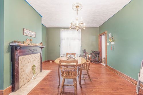 707 17th Ave, Whitaker PA  15120-2031 exterior