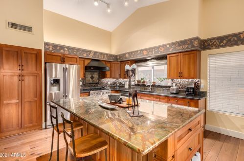 4537 Fernwood Ct, Cave Creek AZ  85331-3213 exterior