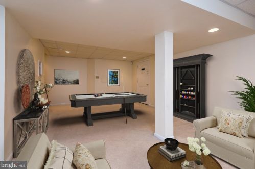 308 Ross Ln, Collegeville PA  19426-1877 exterior