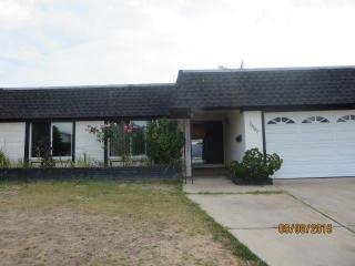 13343 Betty Lee Way, Poway, CA 92064-3327