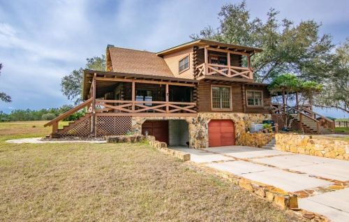 35731 Blanton Rd, Dade City, FL 33523-0062