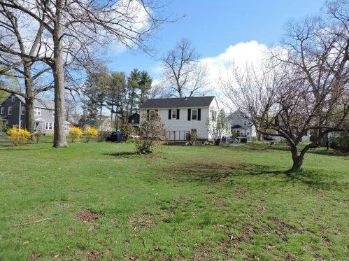 27 Vincent Rd, Bristol, CT 06010-3828