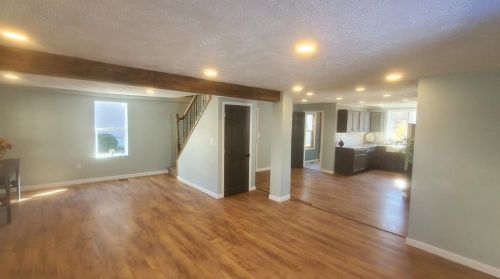 672 Washington St, Meadville, PA 16335-2154