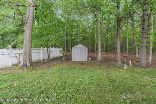 58 Arbor Dr, Wall Township NJ 07731-3080 exterior