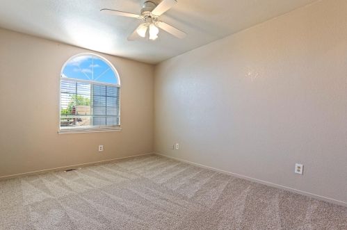 1026 Acaciawood Ct, Los Banos CA  93635-2937 exterior