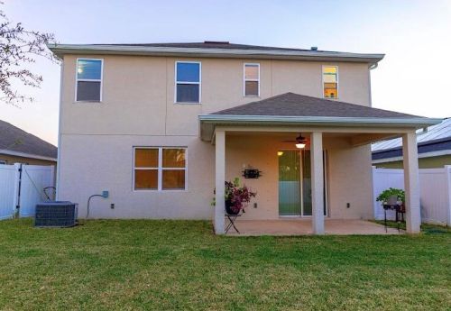 5445 Pine Trail Cir, Fort Pierce, FL