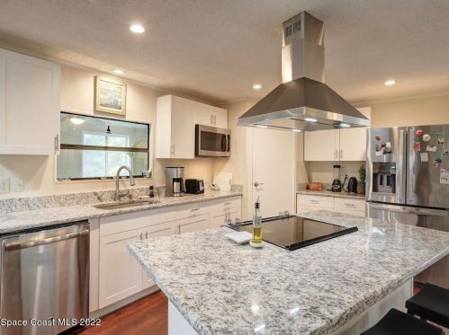 207 Cobia Ct, Sebastian FL  32976-2558 exterior