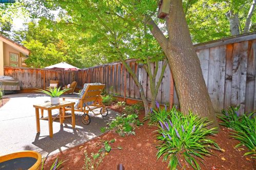 122 Tivoli Ln, Danville CA  94506-4602 exterior