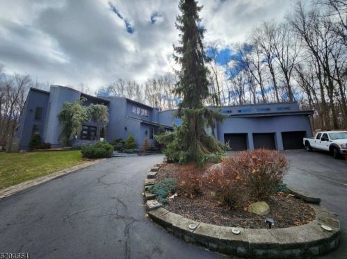 16 Perona Rd, Andover NJ  07821-5000 exterior