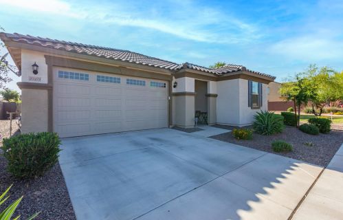 27472 172nd Ave, Sun City, AZ 85387