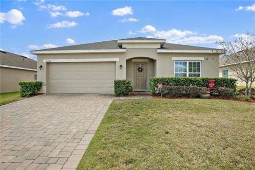 23748 Companero Dr, Mount Plymouth, FL 32776-6908