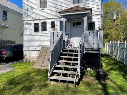 3 Griswold Ct, United States Coast Guard Ac CT  06320-5209 exterior