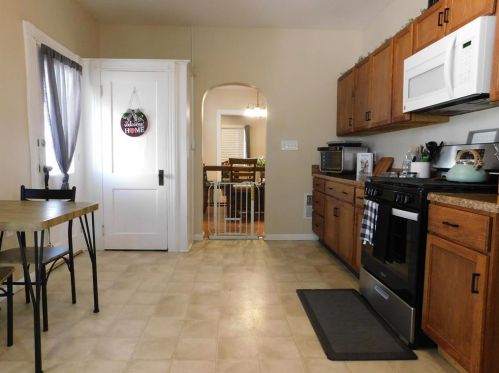 278 Main St, Bangor PA  18013-1949 exterior