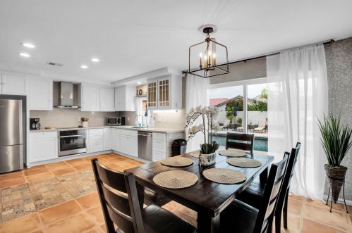 78565 Sagebrush Ave, La Quinta CA  92253-2406 exterior