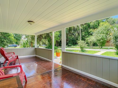 224 Orange Ave, Orange City, FL 32763-5234