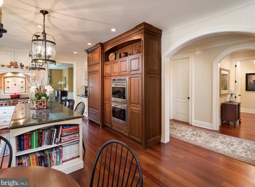 226 Valley Ridge Rd, Haverford PA  19041-2029 exterior