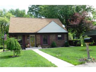 319 Mcintosh Dr, Moon Twp, PA 15108-2757