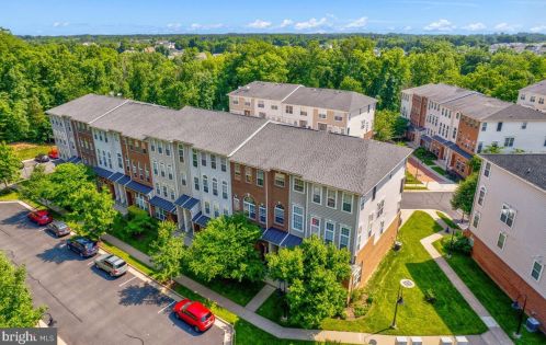 6046 Aster Haven Cir, Haymarket VA  20169-6250 exterior