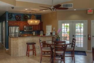 4700 Cason Cove Dr, Orlando FL  32811-6341 exterior