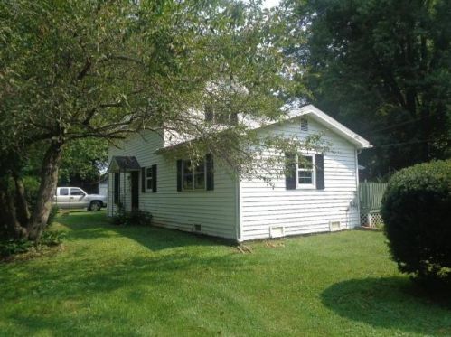 202 Mound St, Fulton, OH 43321-9709
