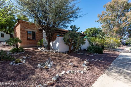 364 Paseo Lobo, Green Valley, AZ 85614-0796