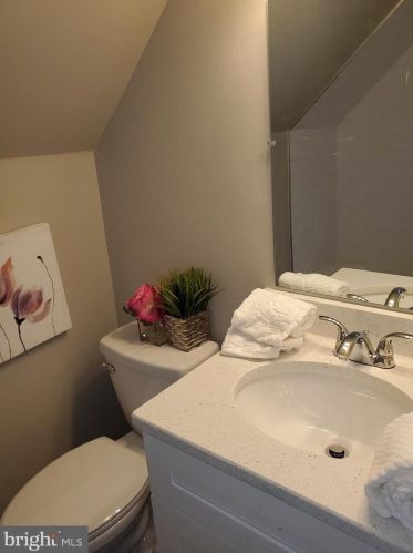 100 Echohill Ln, Willingboro NJ  08046-2206 exterior