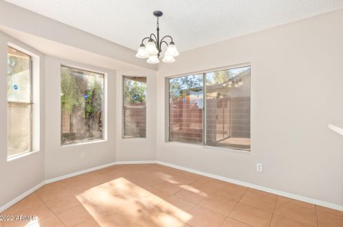 6931 Tuckey Ln, Glendale AZ 85303-3412 exterior