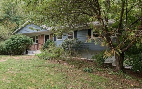 14 Bell Air Ln, New Hamburg, NY 12590-4404