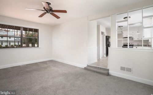 5 Hoot Owl Dr, Erial NJ  08081-9325 exterior