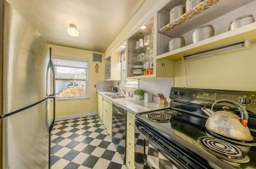 4753 103, Milwaukee WI 53225-4605 exterior