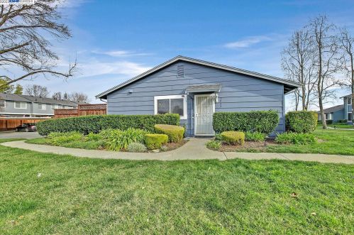 1953 Monterey Dr, Livermore CA  94551-7110 exterior