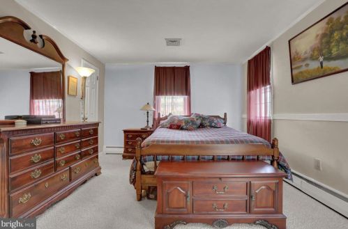 418 Blacklatch Ln, Camp Hill PA  17011-8414 exterior