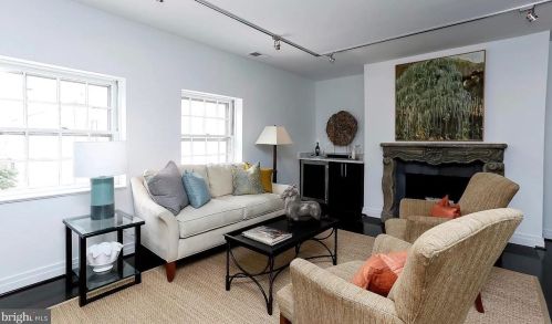 3246 N St, Washington, DC 20007-2829