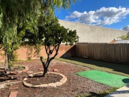 4761 Westridge Dr, Oceanside CA  92056-3003 exterior