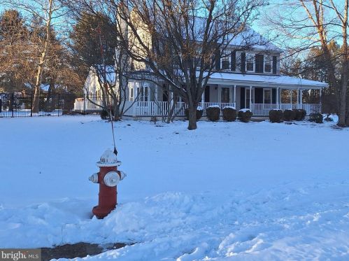333 Meadowview Dr, Collegeville, PA 19426-2145