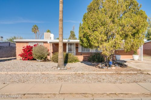 4709 Andrew St, Tucson, AZ 85711-6426