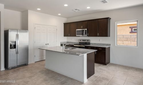 43704 Cypress Ln, Maricopa AZ  85138-1921 exterior