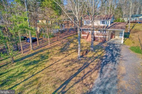 305 Harrison Cir, Locust Grove VA  22508-5256 exterior