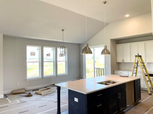 661 Spur Rd, Slinger, WI 53086-9293