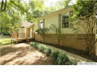 3016 Long Leaf Ln, Helena, AL 35080-3632