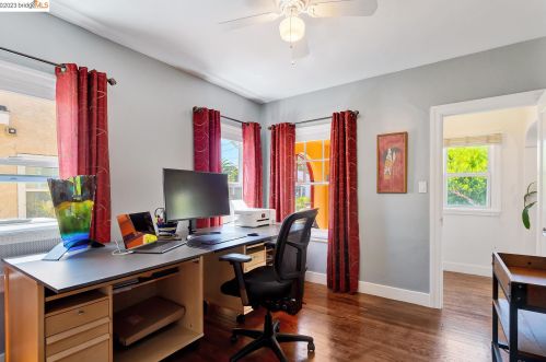 2834 60 Ave, Oakland CA 94605-1504 exterior